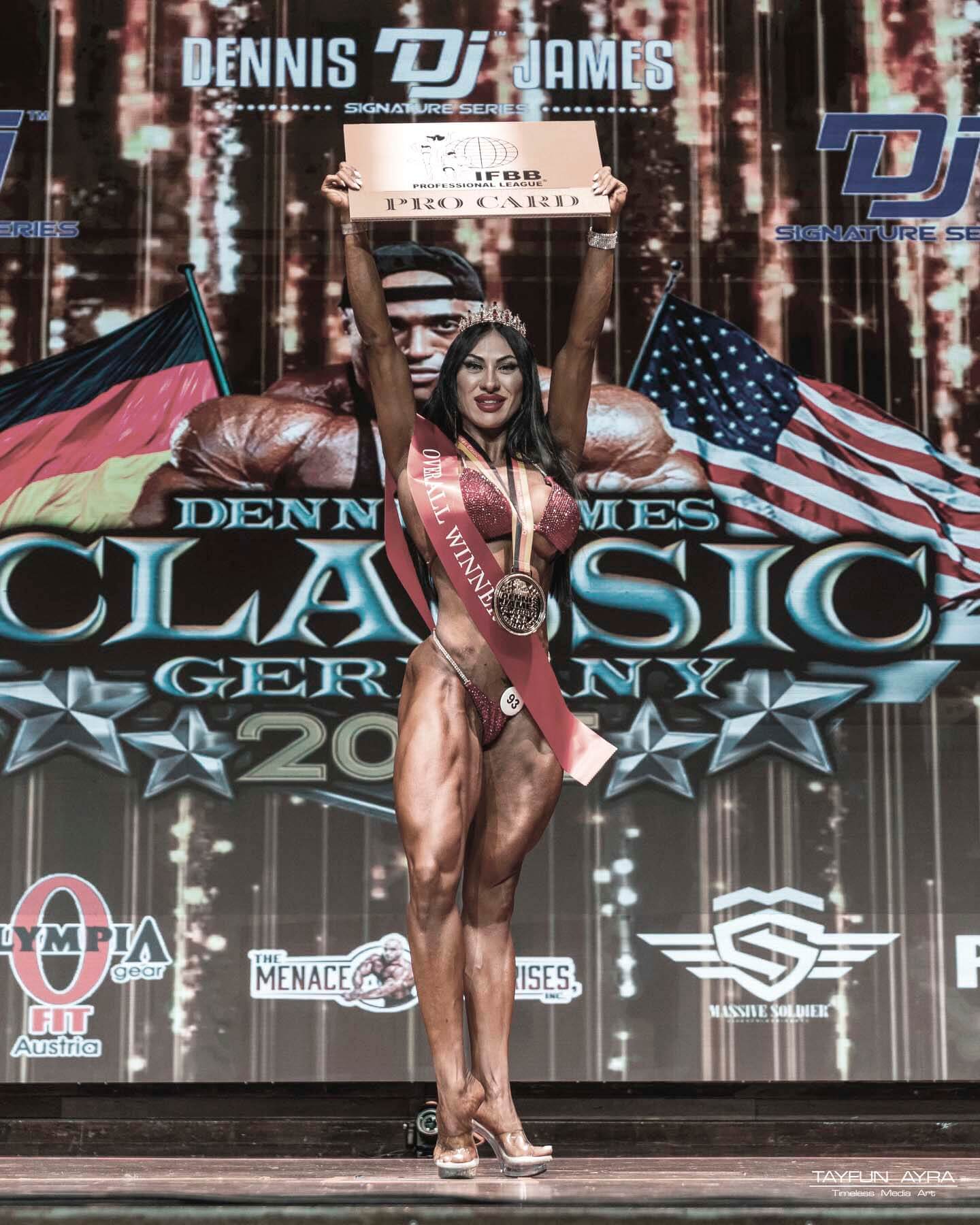 Womens Wellness NEW IFBB PROSara Bresadola@sara.b_wellness @npcworldwi